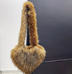 FUR HEART BAG
